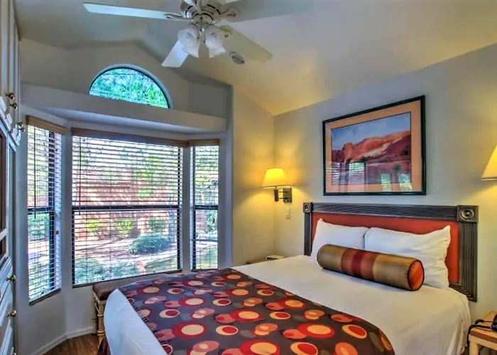 Pines Resort 5*