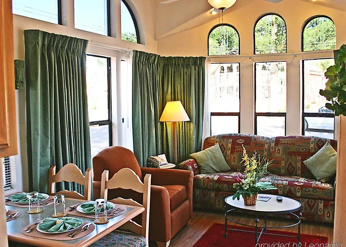 Pines Resort 5*